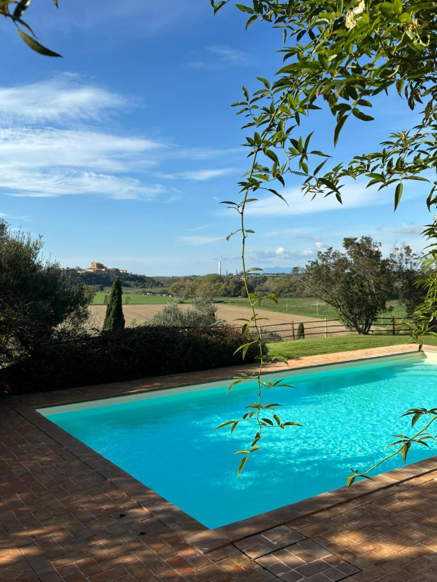 Tenuta Saracone Montalto di Castro Luaran gambar
