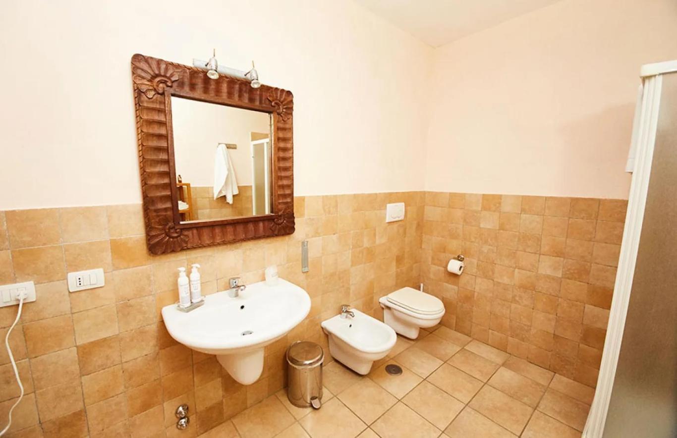 Tenuta Saracone Montalto di Castro Luaran gambar